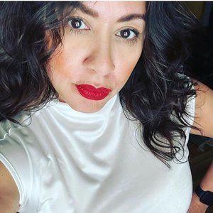 Meet your Posher, Lea